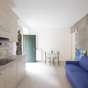 Blue Loft - The House Of Travelers Apartment Como